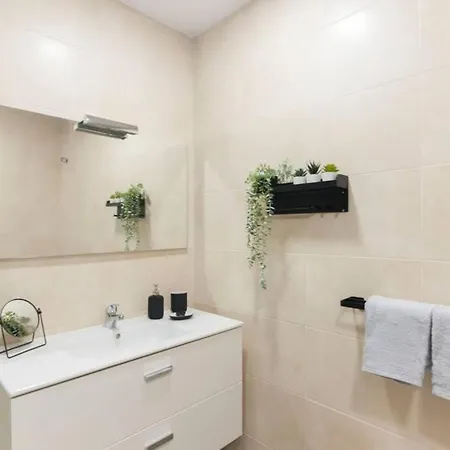 Design In The Historic Center Apartment *